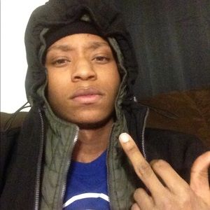 Meet your Posher, Deangelo